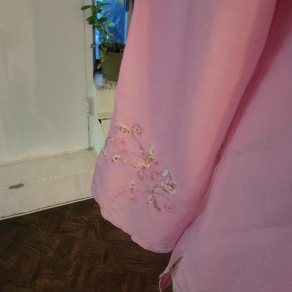 Light Pink top - Picture 2 of 4